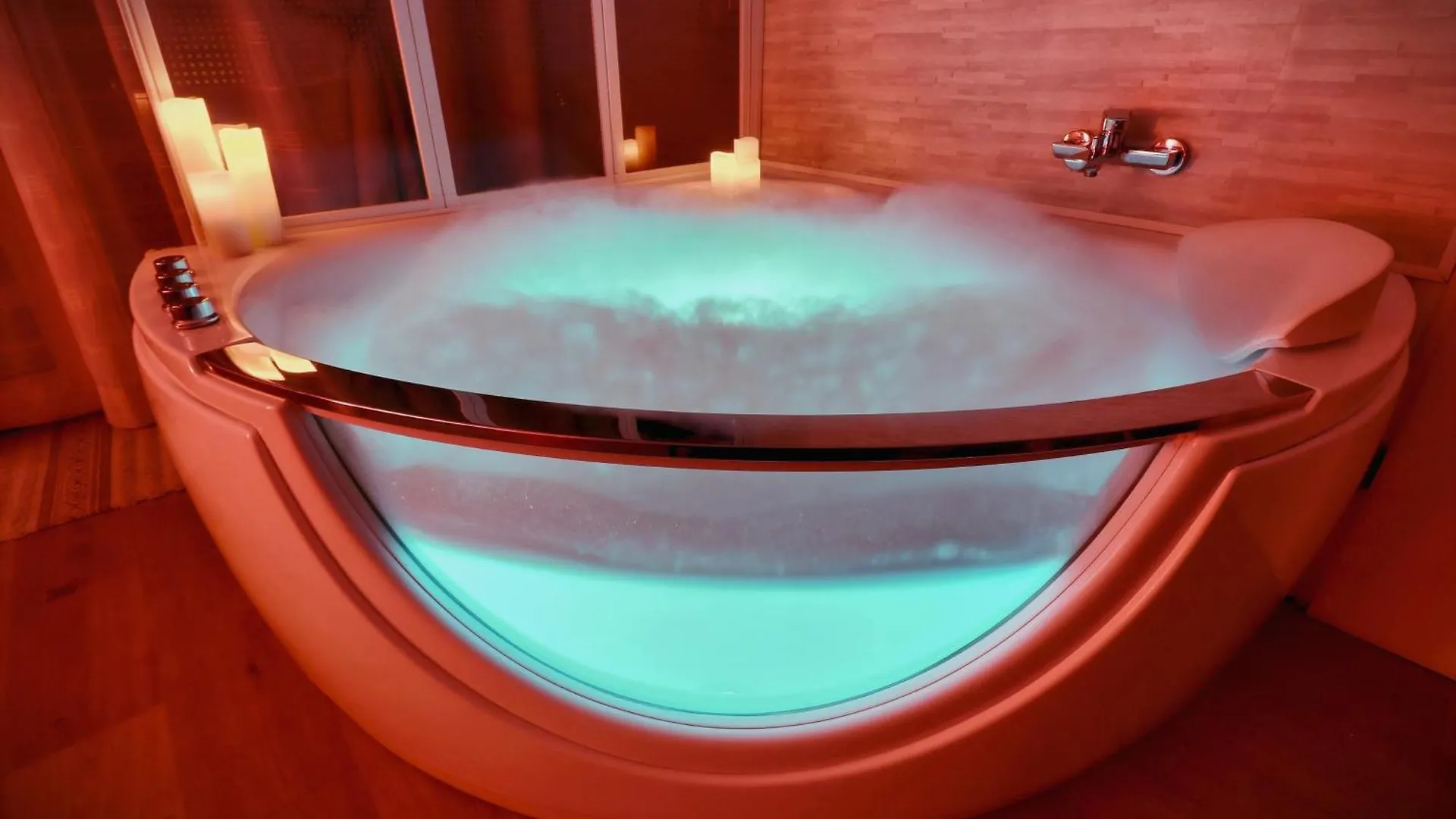 Nuit Romantique avec Jacuzzi à 15 min de Toulouse Blagnac 0*,  France